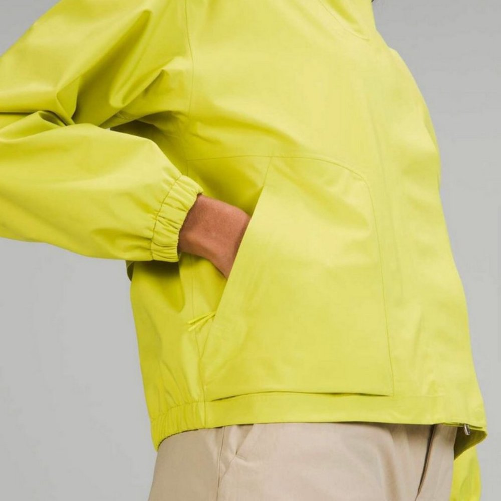 lululemon Lab Waterproof Shell - Picture 4 of 13